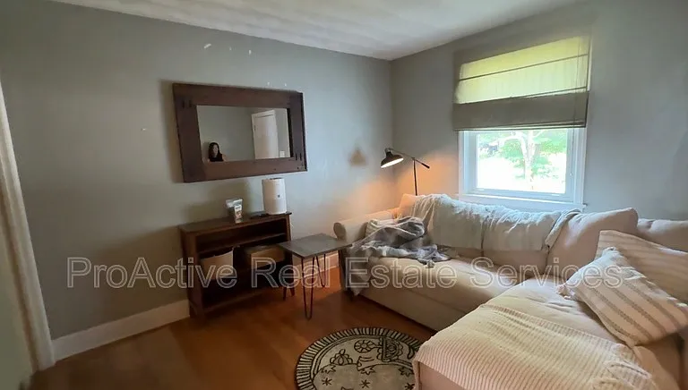 725B Carolina Ave — Photo 21