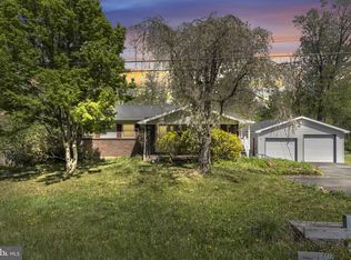 54 Loshes Run Rd, Duncannon, PA 17020