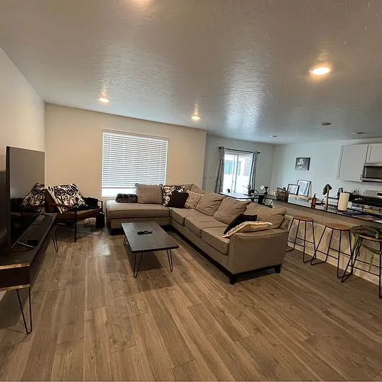 368 N Passage Ct — Photo 5