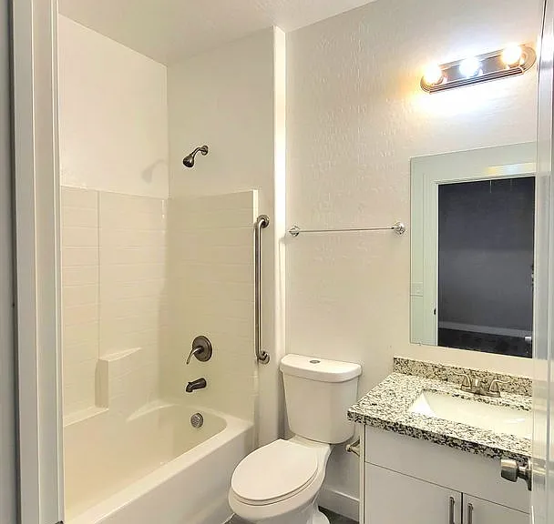 620 San Lorenzo St — Photo 20
