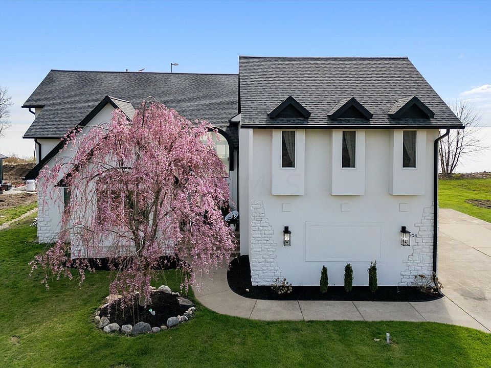 1st image of 204 McGettigan Ln