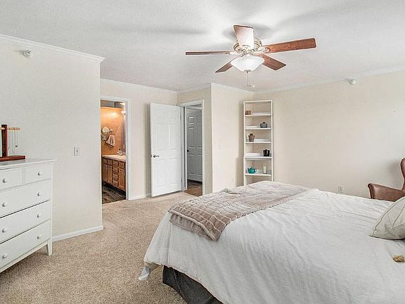 5th image of 8632 S Jasonville Ct SE