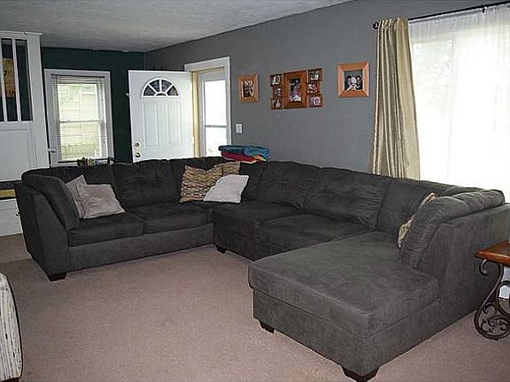3rd image of 327 W O'Connor Ave