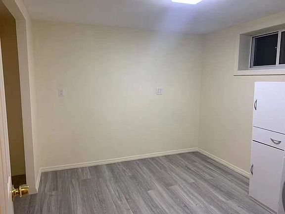 3rd image of 461 Jefferson Ave Floor 1