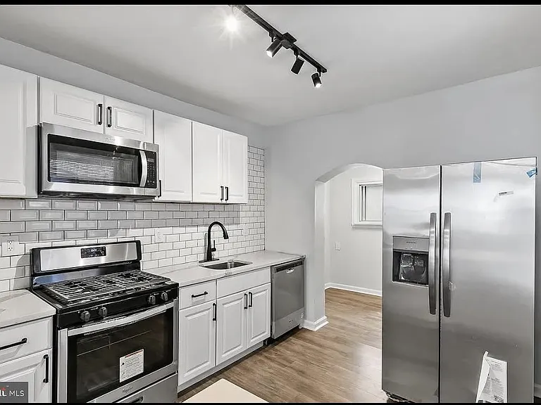 6532 Allman St #3 — Photo 10