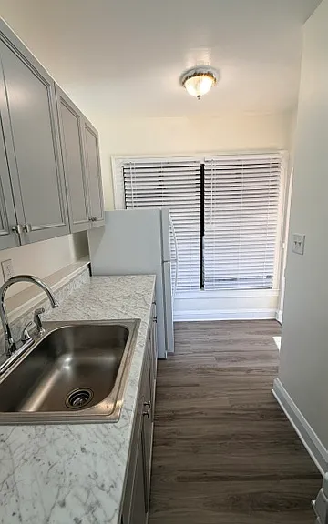 2226 Wooster Rd — Photo 8