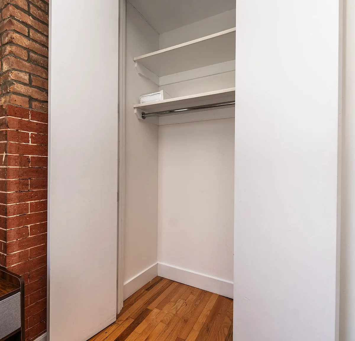 Queen bedroom in 3 bed/1 bath home in Bedford-Stuyvesant #1892 A — Photo 4