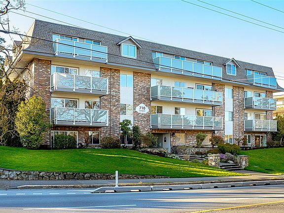 2nd image of 710 Lampson St #204