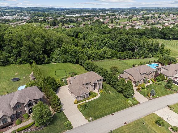 4th image of 7708 Natalie Ln