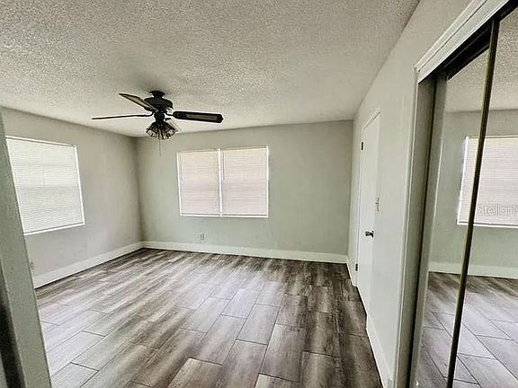3rd image of 319 Golf Blvd