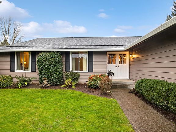 2nd image of 10905 SW Mira Ct