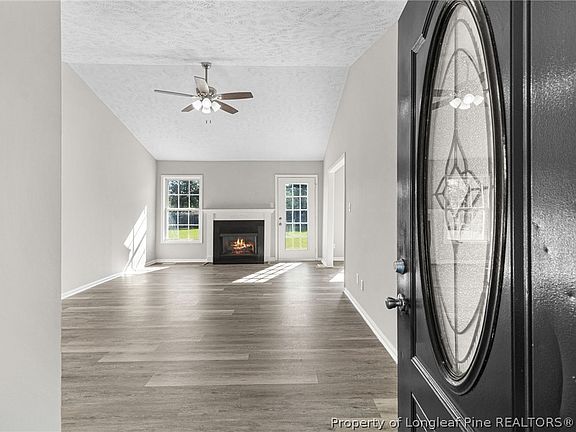 5th image of 301 Stonewall St