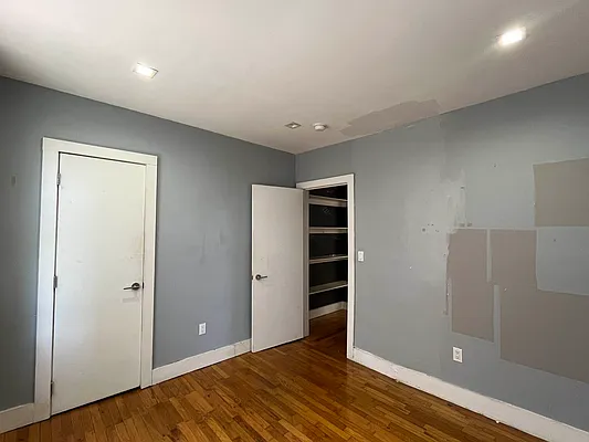 Rented by Premier One Realty LLC | media 5