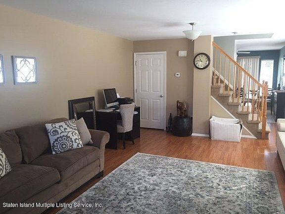 3rd image of 306 Candon Ave