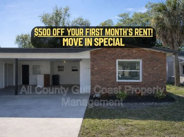 2218 Flamingo Blvd, Bradenton, FL 34207