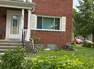 4825 Davis St, Skokie, IL 60077