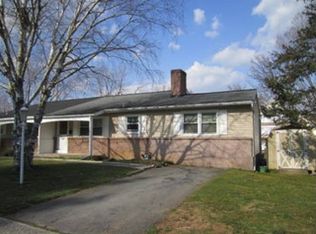 415 Hensley St, Lititz, PA 17543