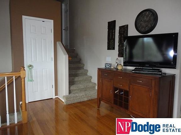 3rd image of 1115 Devon Dr