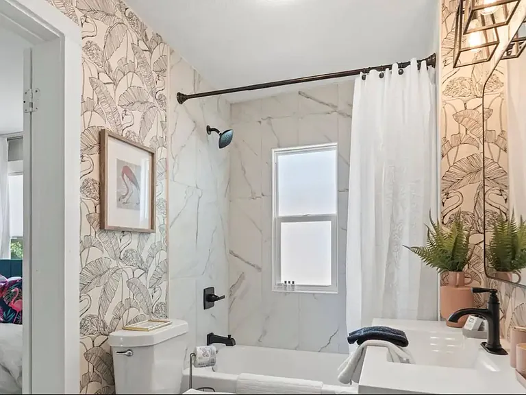 1104 E Louisiana Ave — Photo 8