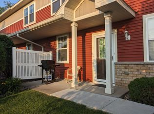 3311 Hazel Trl, Woodbury, MN 55129
