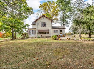1050 W Vicary Rd, Cement City, MI 49233