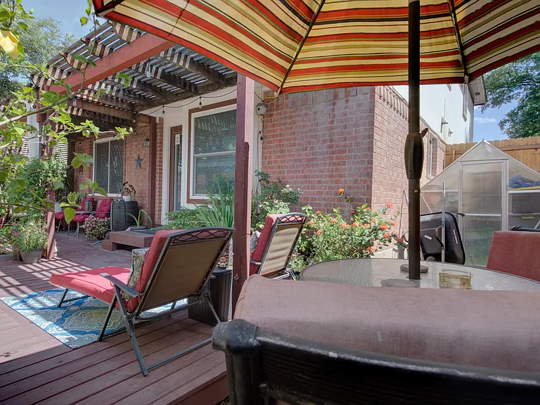1021 Sweet Melissa Dr — Photo 23