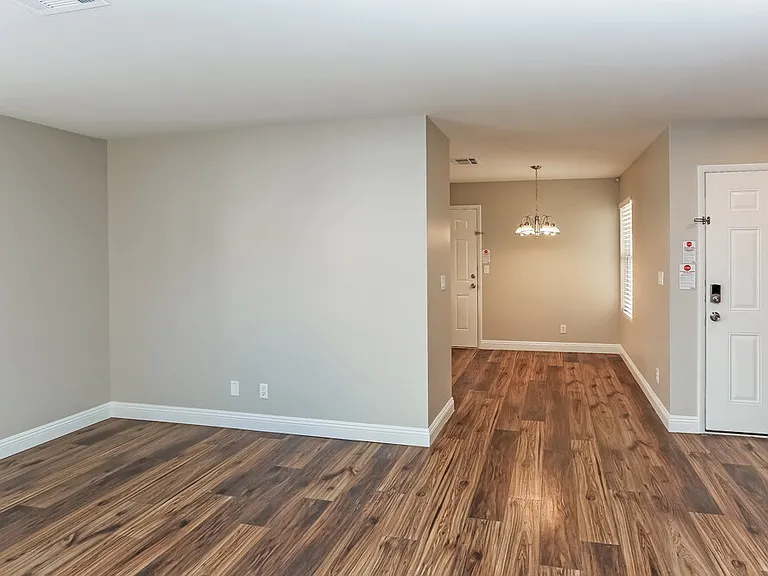 4137 Glenfield Cir — Photo 6