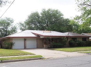 7813 Rockdale Rd, Fort Worth, TX 76134