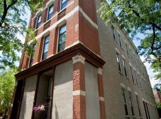 835 W Willow St #1B, Chicago, IL 60614