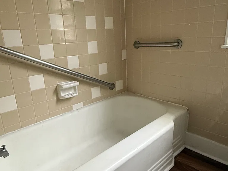 1514 Highland Ave — Photo 12