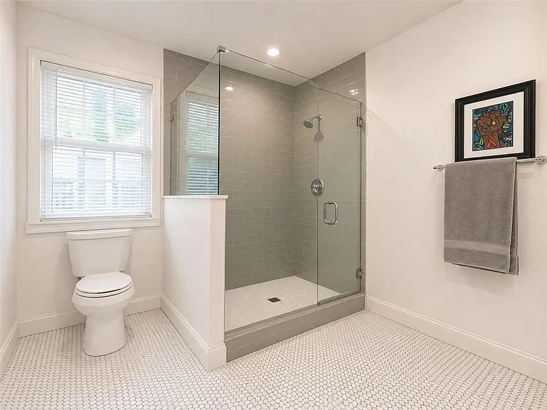 906 Westmont Rd SW — Photo 19
