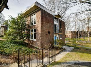 1660 Wainwright Dr, Reston, VA 20190