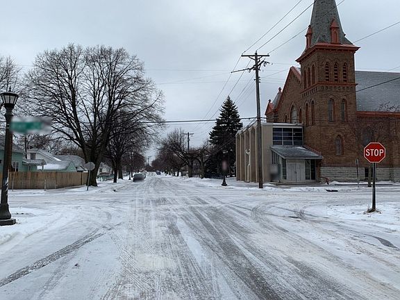 5th image of 665 Virginia St