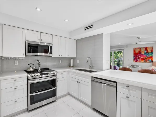 3909 N Ocean Blvd APT 107, Fort Lauderdale, FL 33308