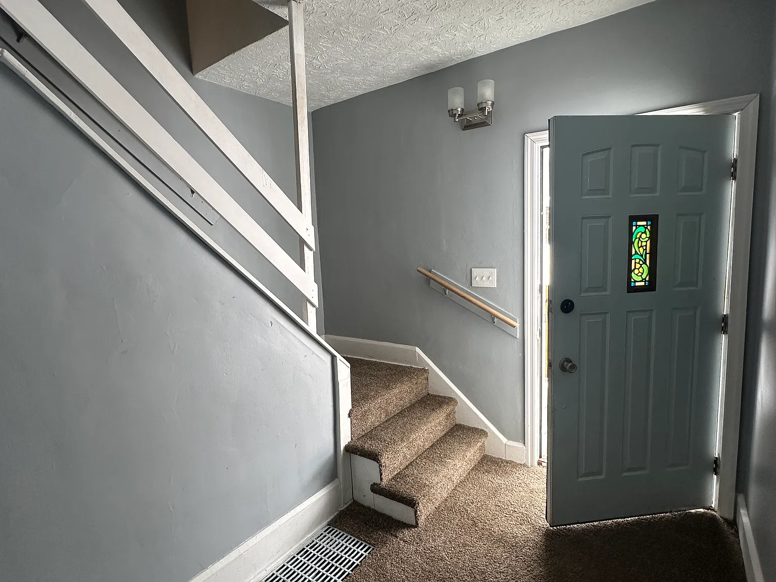 3 bed, 940 sqft, $1,175 — Photo 3