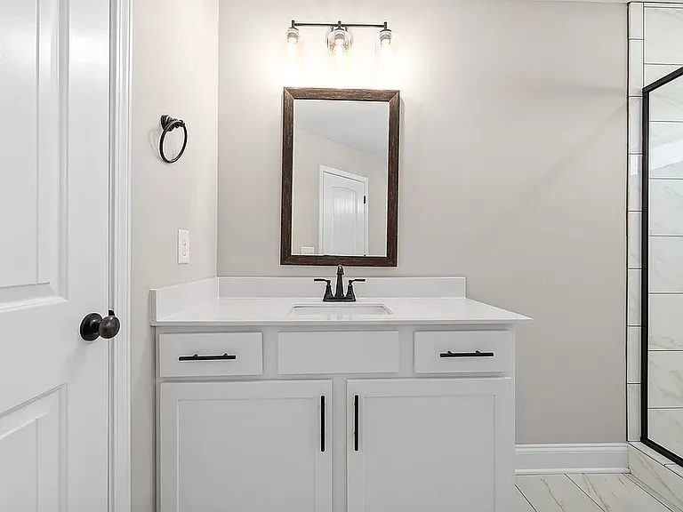 736 Banister Dr — Photo 12