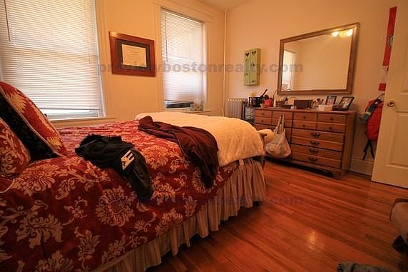 2nd image of 1750 Commonwealth Ave #126