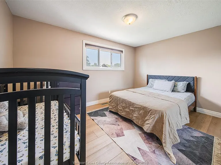 9633 Avery Ln #UPPER — Photo 24