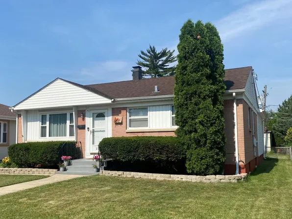 2364 Magnolia St, Des Plaines, IL 60018
