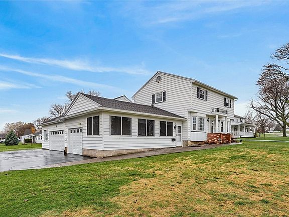 3rd image of 297 Edgemere Dr