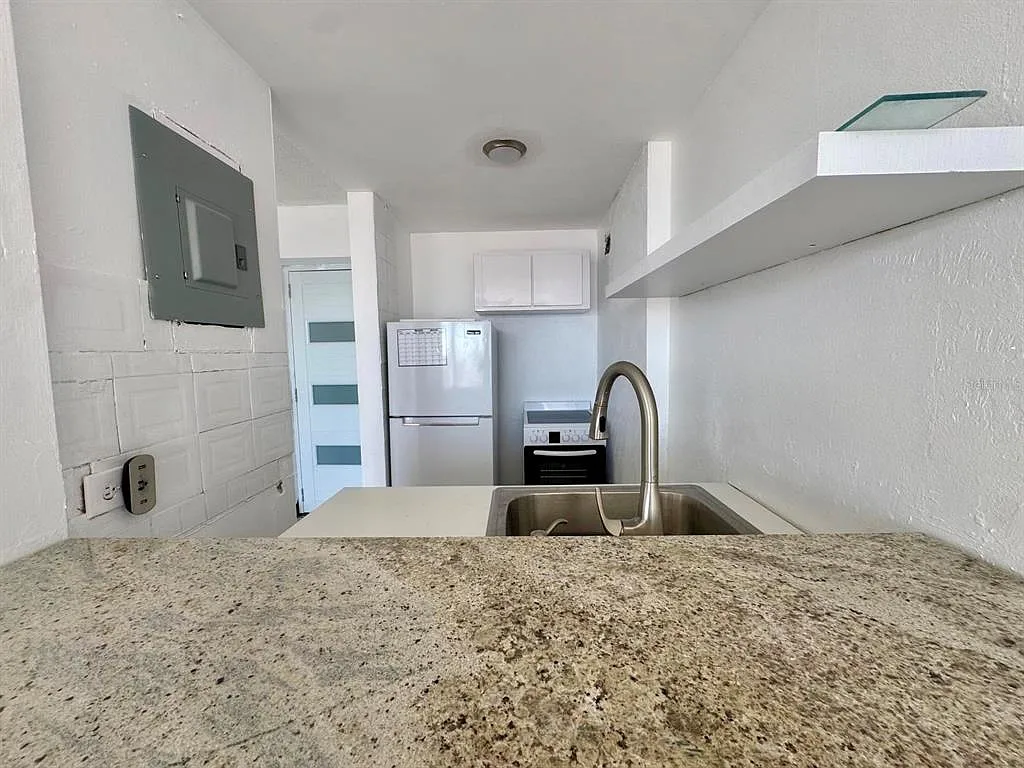 1477 Avenue Ashford — Photo 4
