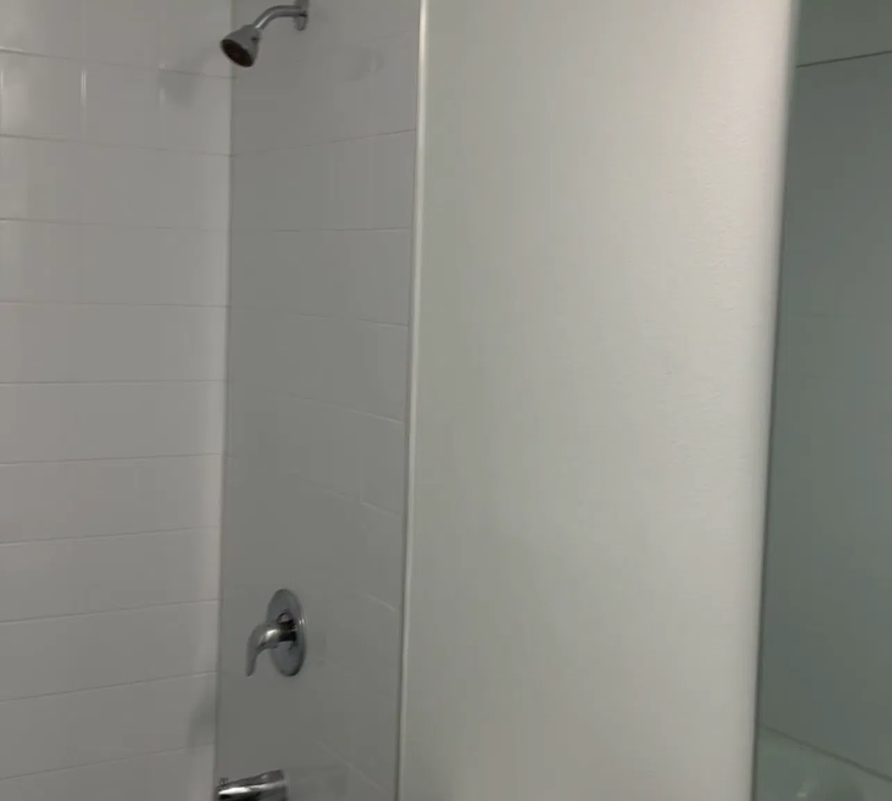 4 bed, 1600 sqft, $2,700 — Photo 3