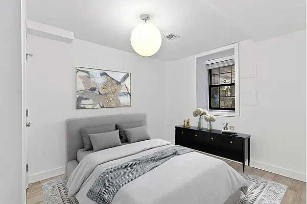 Rented by Freestone Property Group | media 8