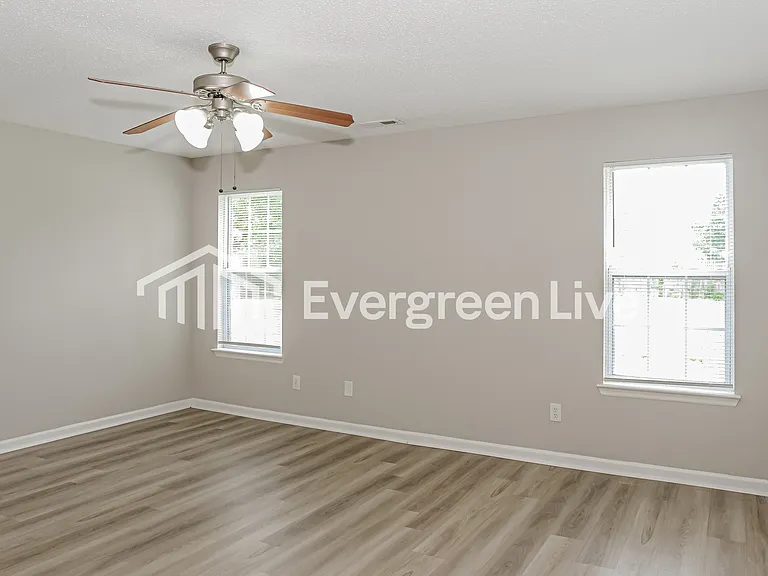 224 Guardian Dr — Photo 7