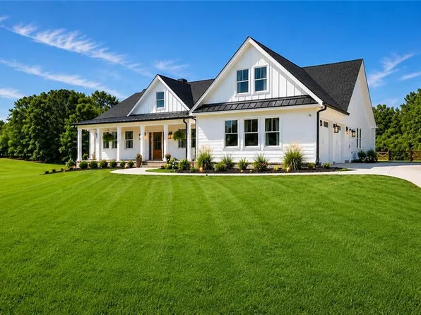 4275 Haynes Cir, Snellville, GA 30039