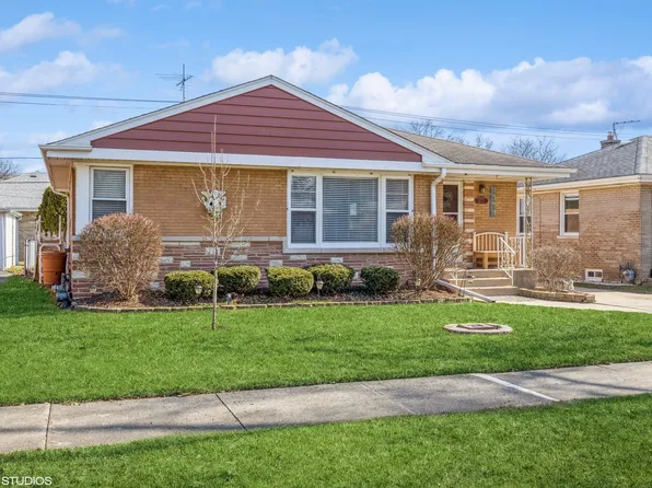 1127 Community Dr, La Grange Park, IL 60526