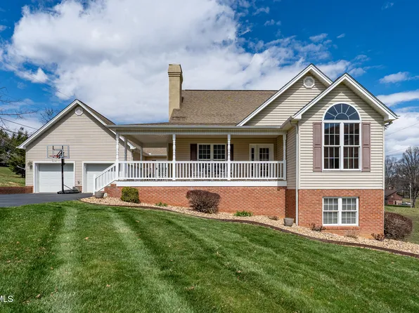 128 Echo Ln, Lebanon, VA 24266