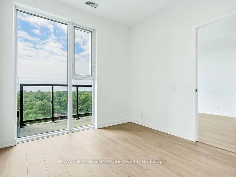 1660 Bloor St W #1204 — Photo 22