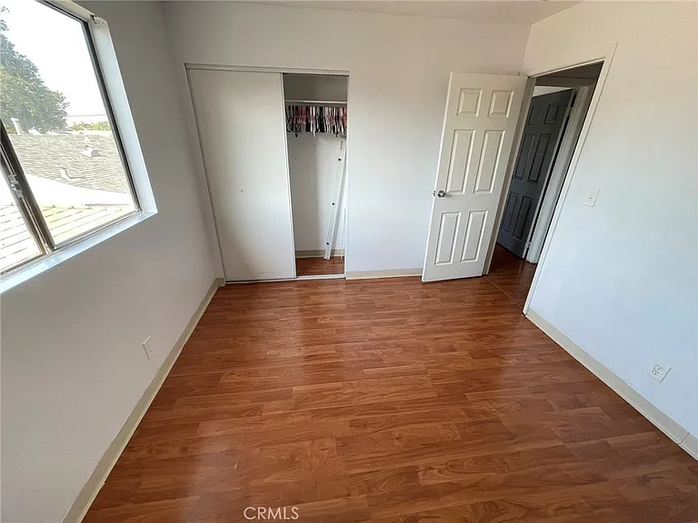 4880 Pacific Ave — Photo 8