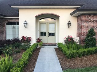 194 Autumn Dr, Houma, LA 70360
